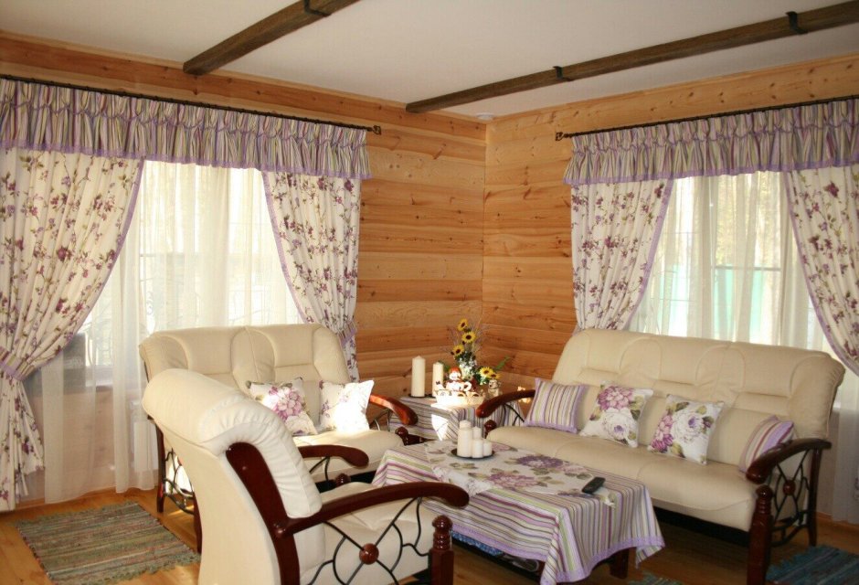 Карниз в бревенчатом доме