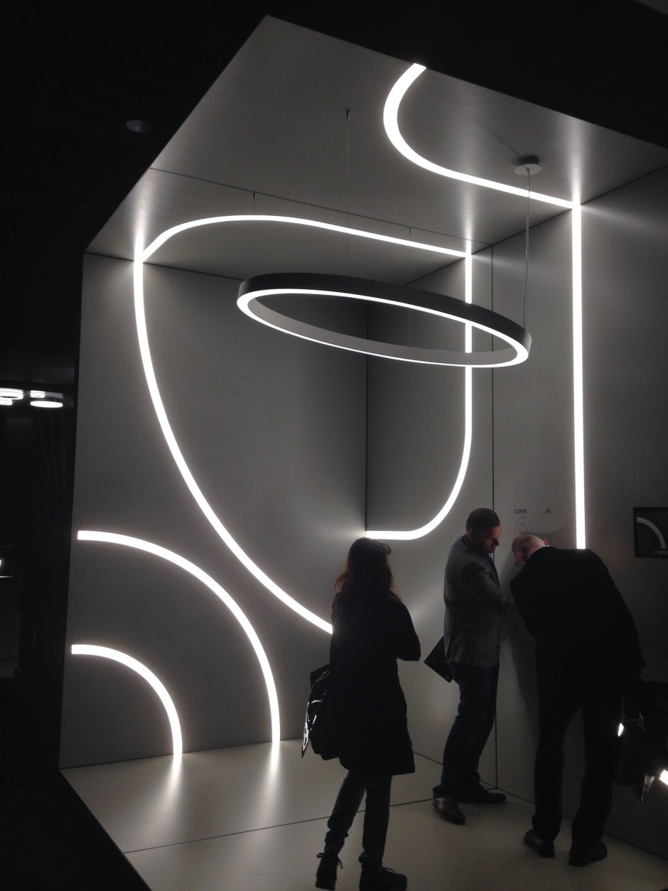 Светильник со светодиодной лентой