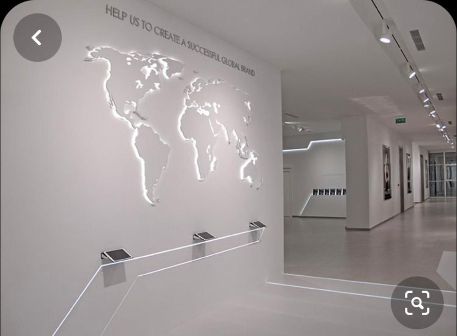 Акриловые стенды на стену