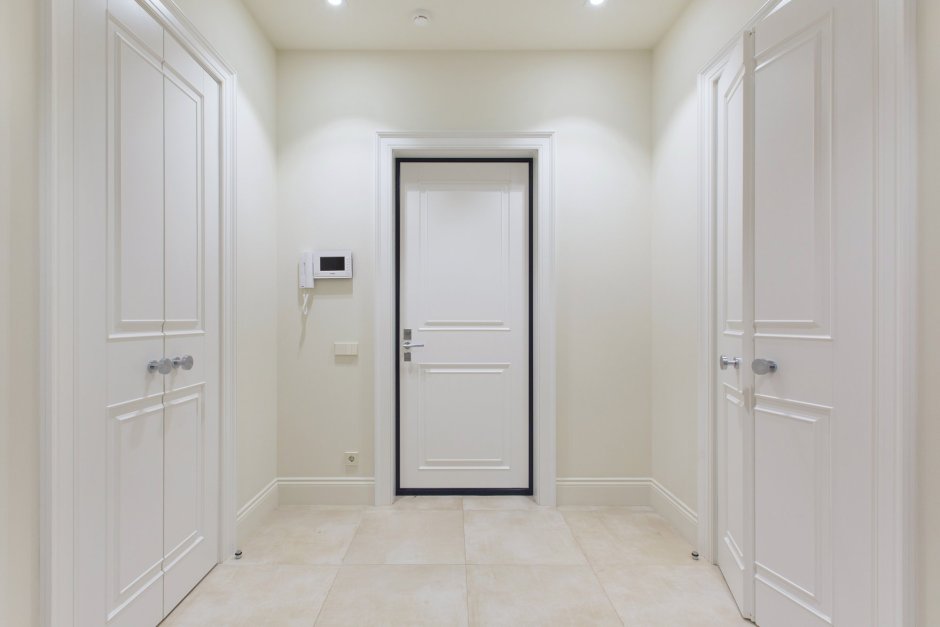 Входная дверь профиль Дорс белая