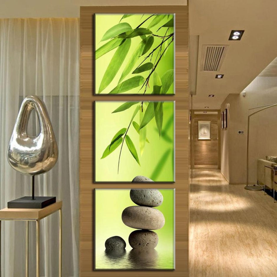 Вертикальное панно на стену