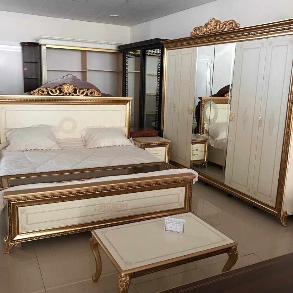 Спальня Версаль Киргу