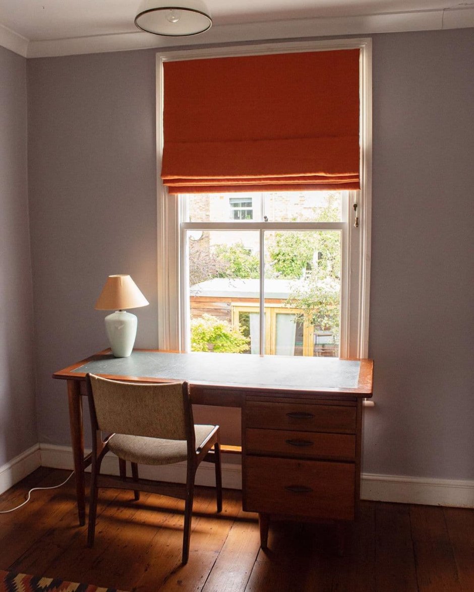 Римская штора на балконную дверь