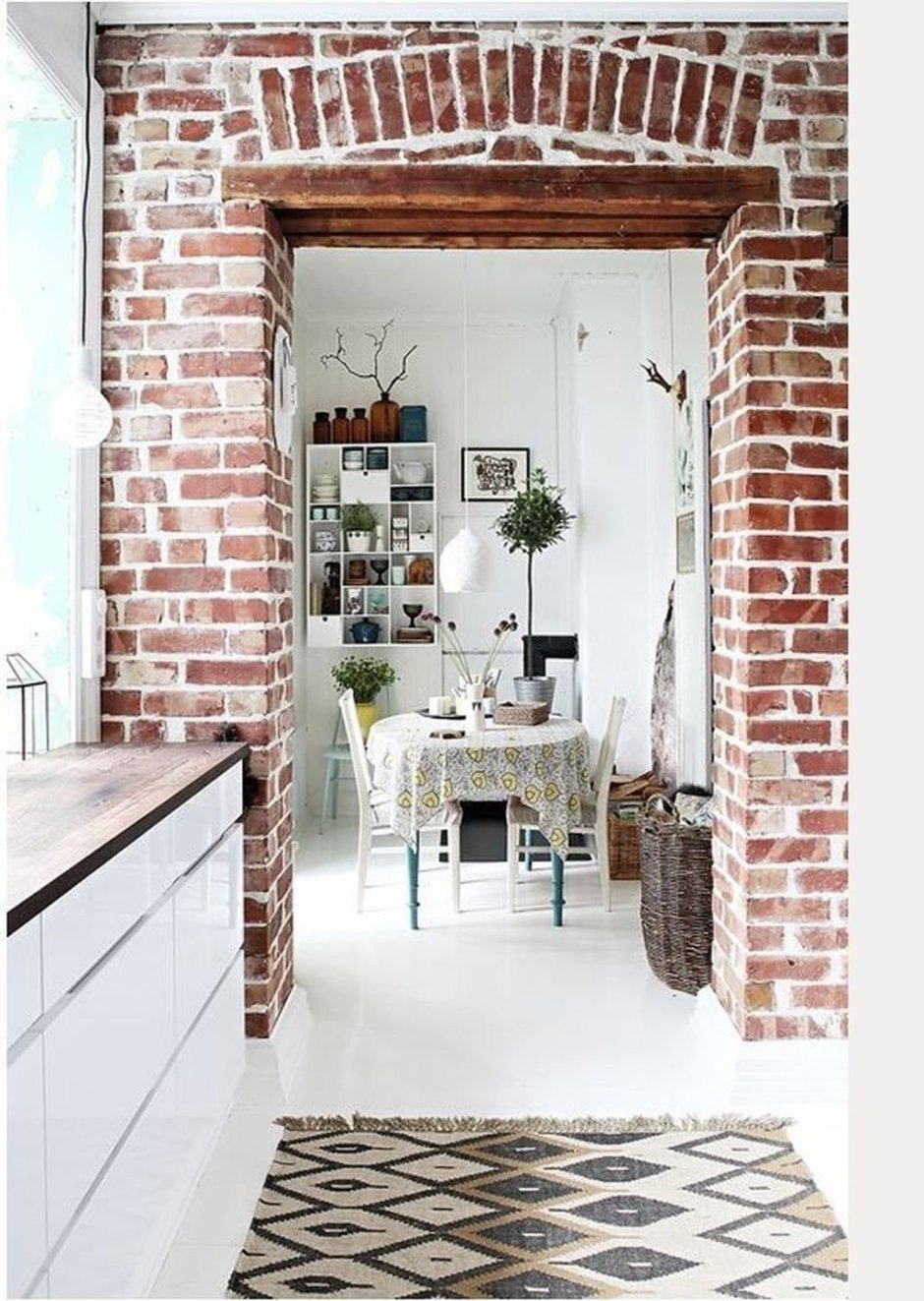 Декор из кирпича