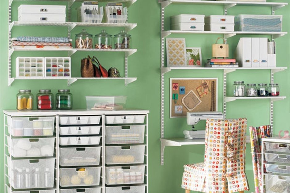 Полки для творческой мастерской