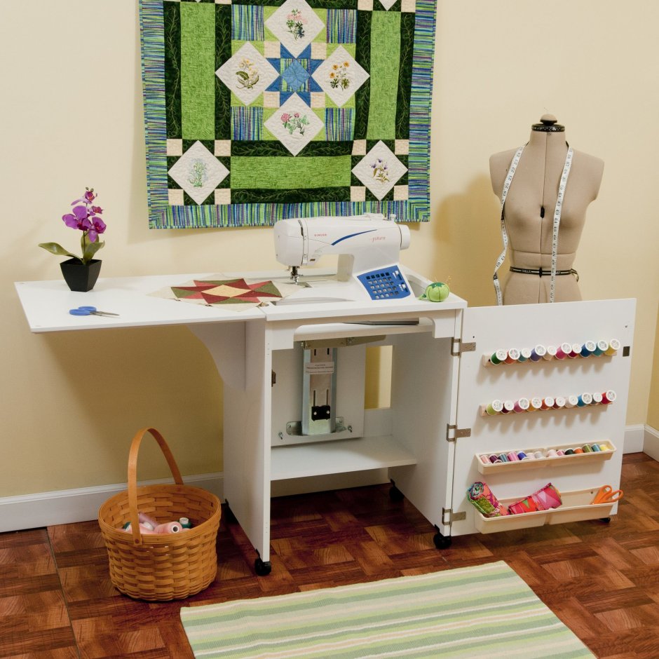 Стол для шитья