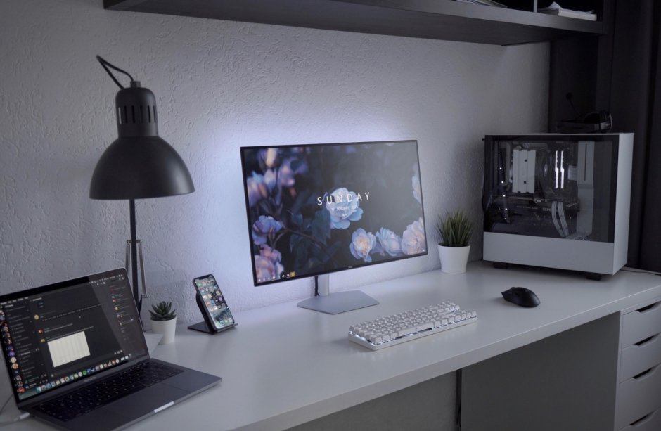 Компьютерная комната Минимализм