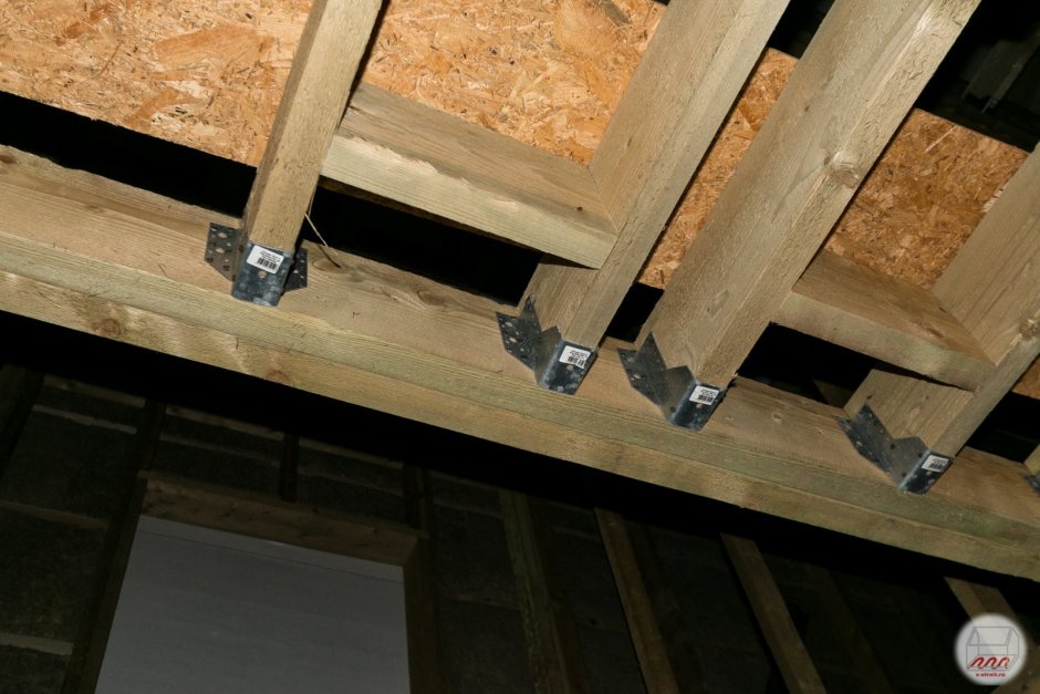 Закладная опора для бруса 150х150