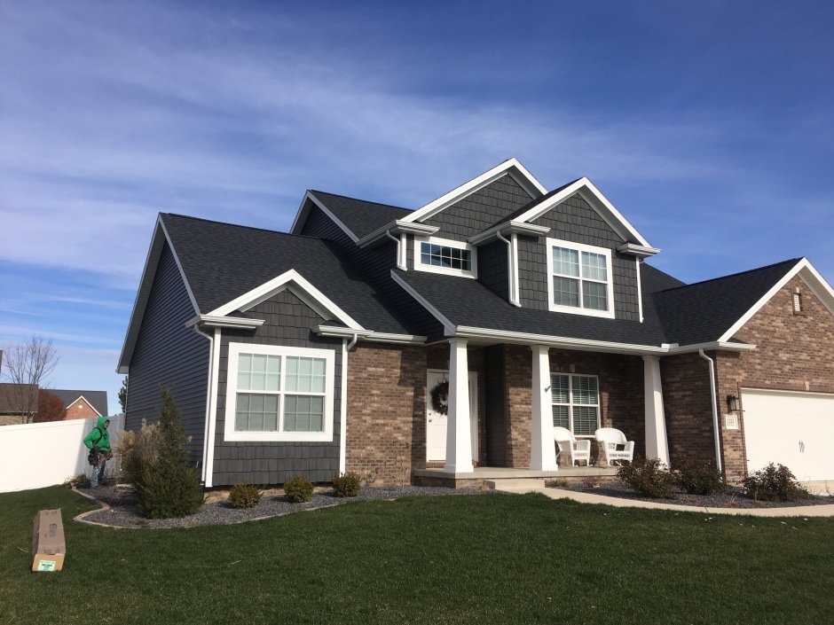 Коричневый дом