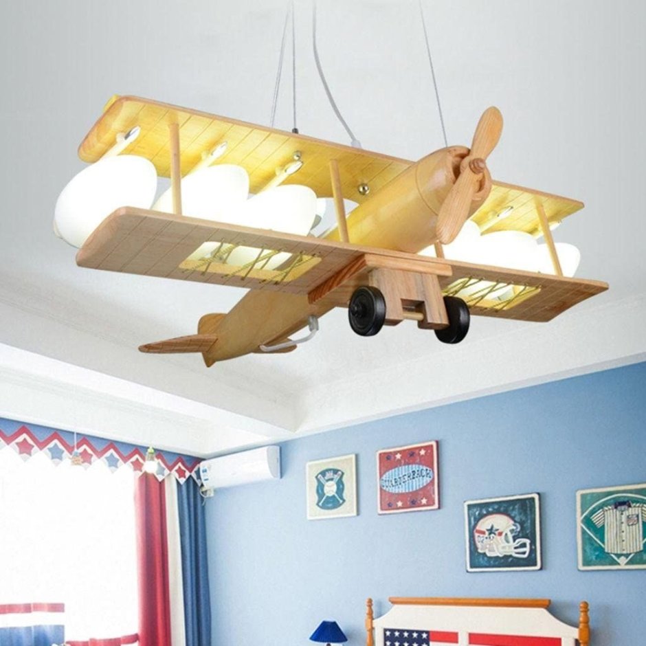 Люстра самолет деревянная