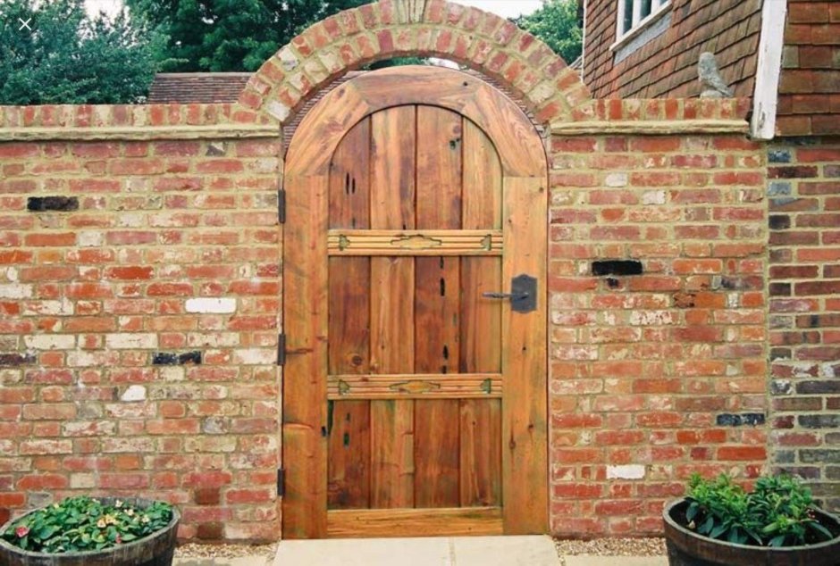 Калитка из кирпича