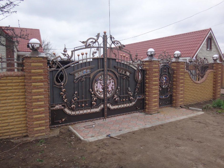 Ворота для кирпичного забора