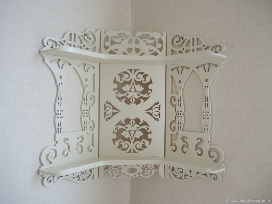 Полочка для икон угловая