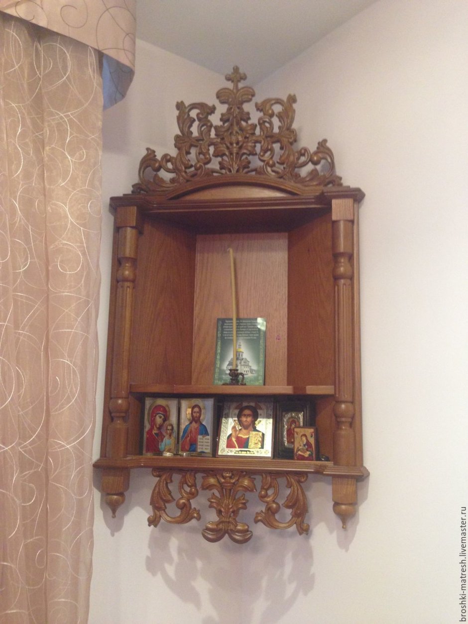 Киот для домашнего иконостаса