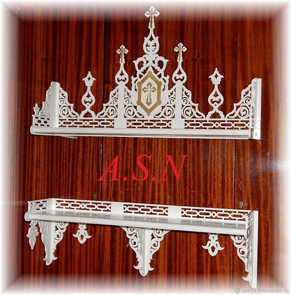 Выпиливание полочки для икон