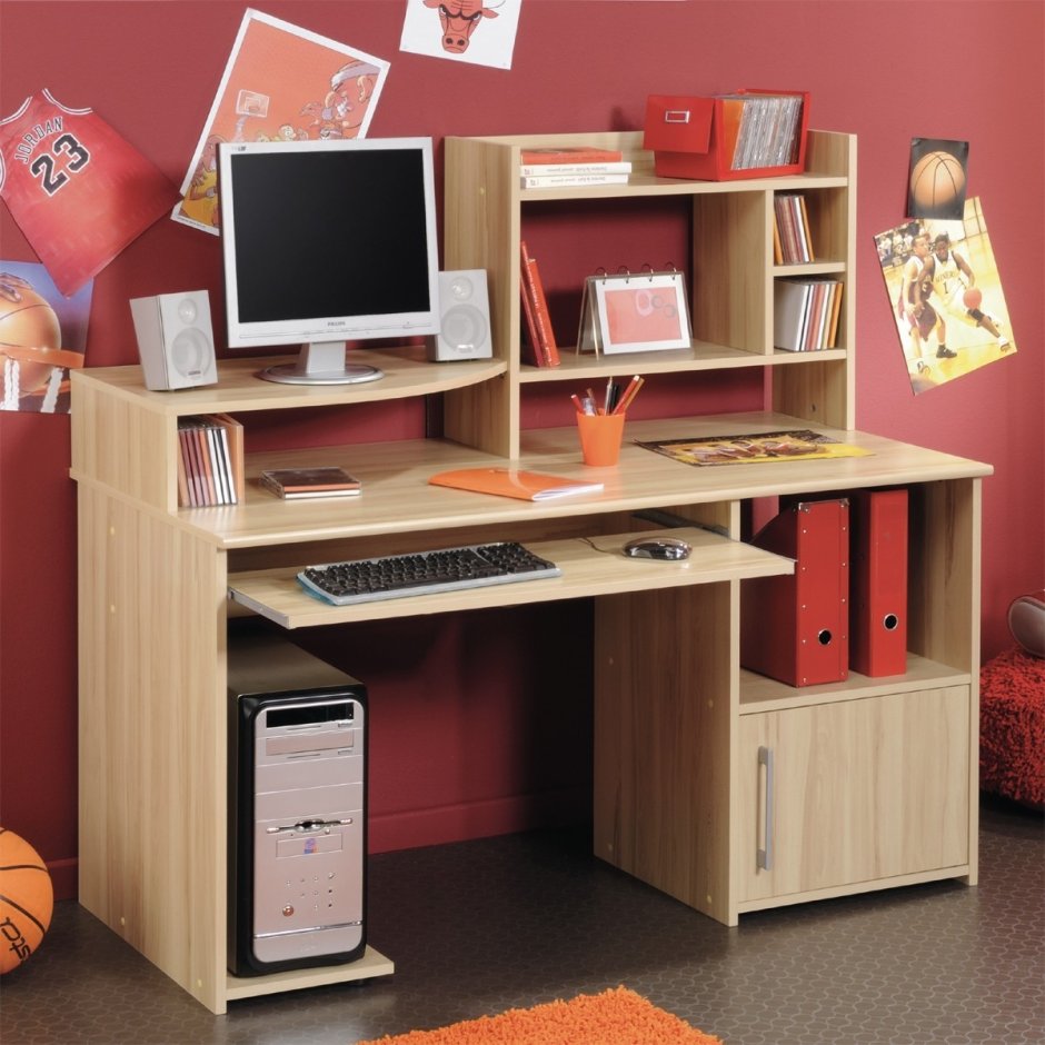 Компьютерный стол