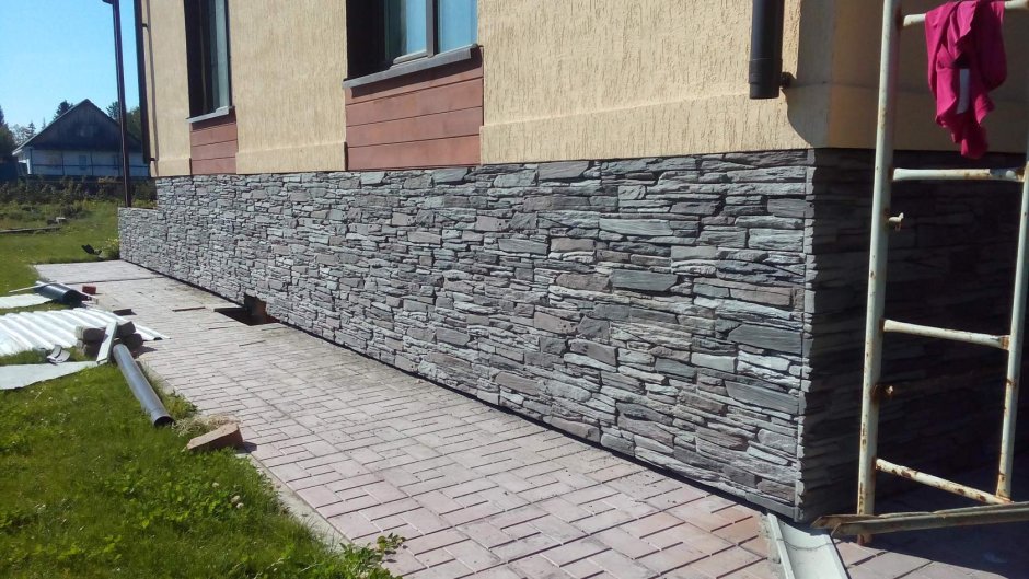 Фиброцементные панели для цоколя