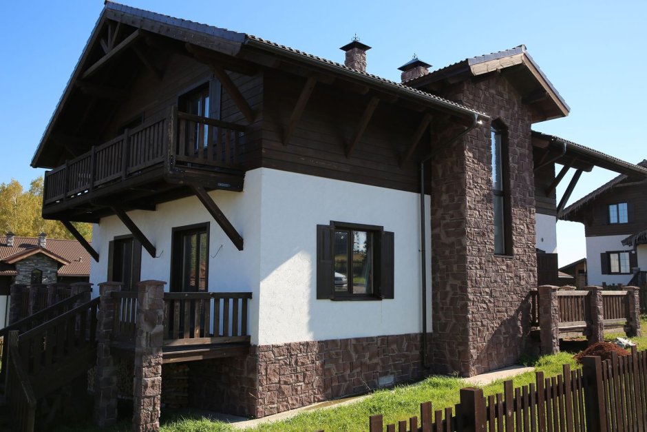 Отделка фасада камнем