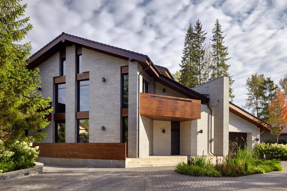 Планкен и штукатурка на фасаде