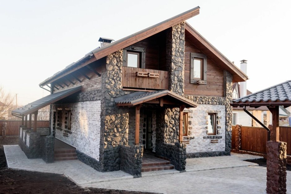 Дачный домик оштукатуренный