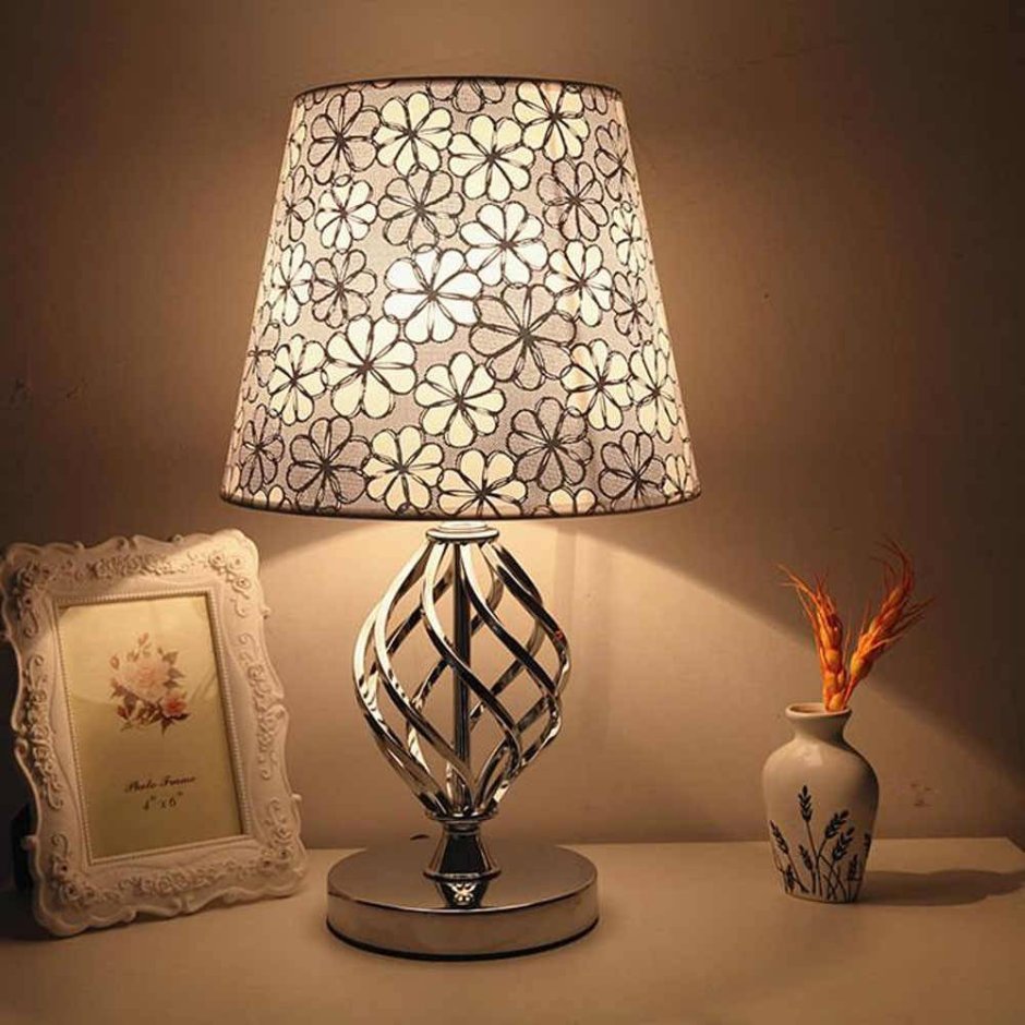 Настольная лампа Hubsch настольная лампа латунного цвета IMR-868503