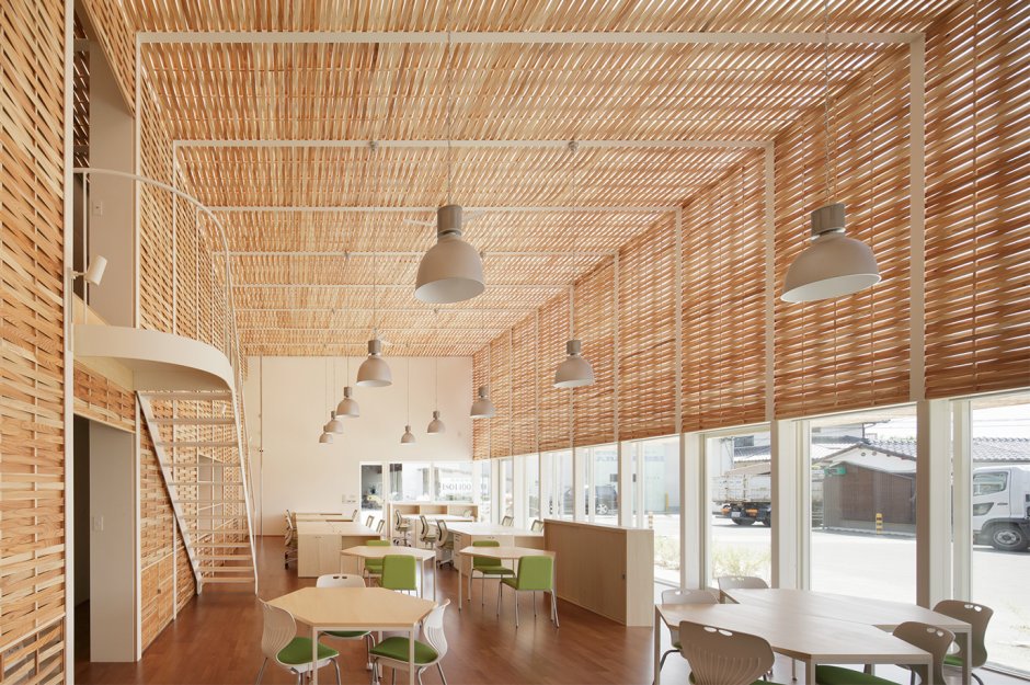 Плетеный потолок на веранде