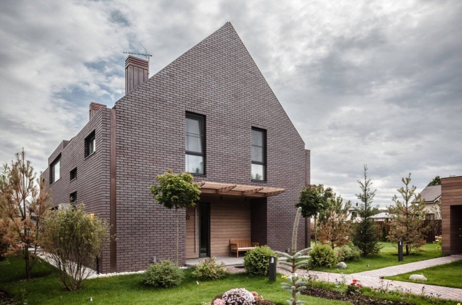 Красивые фасады из кирпича