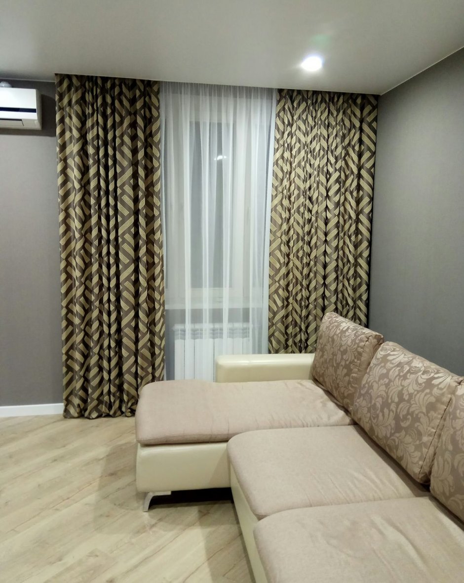 Шторы в гостиную на 2 окна