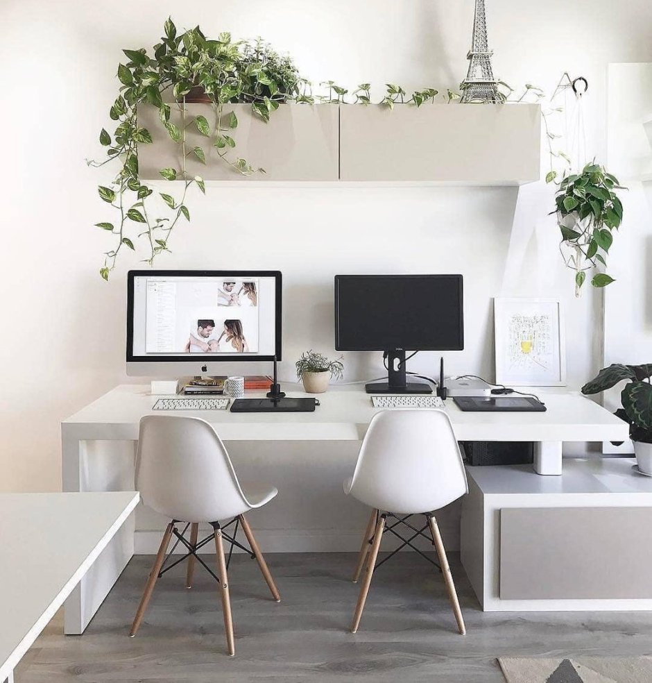 Подсветка полок над столом