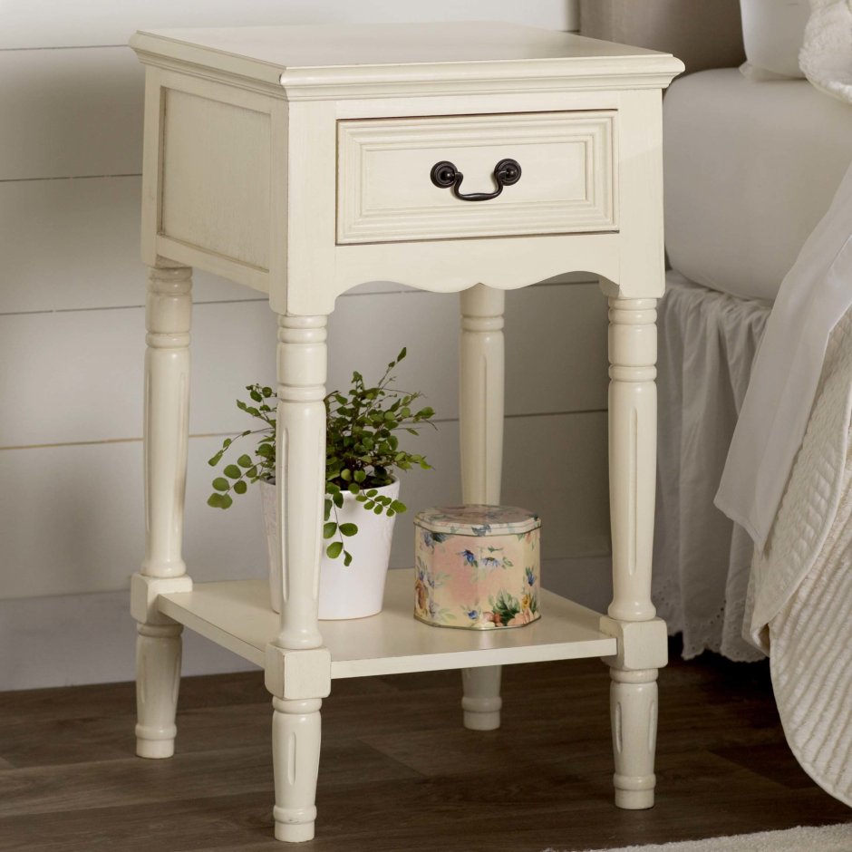 Декупаж тумбочки