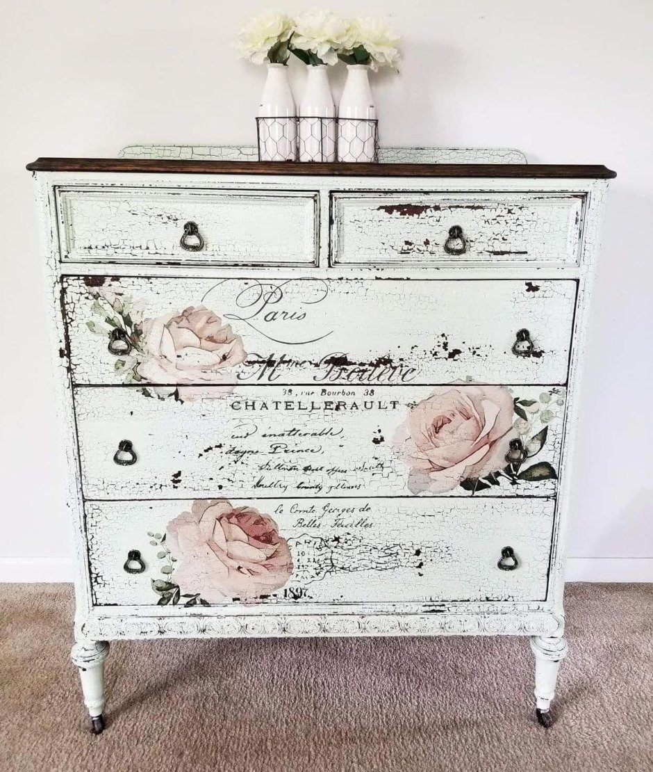 Перекраска старой мебели