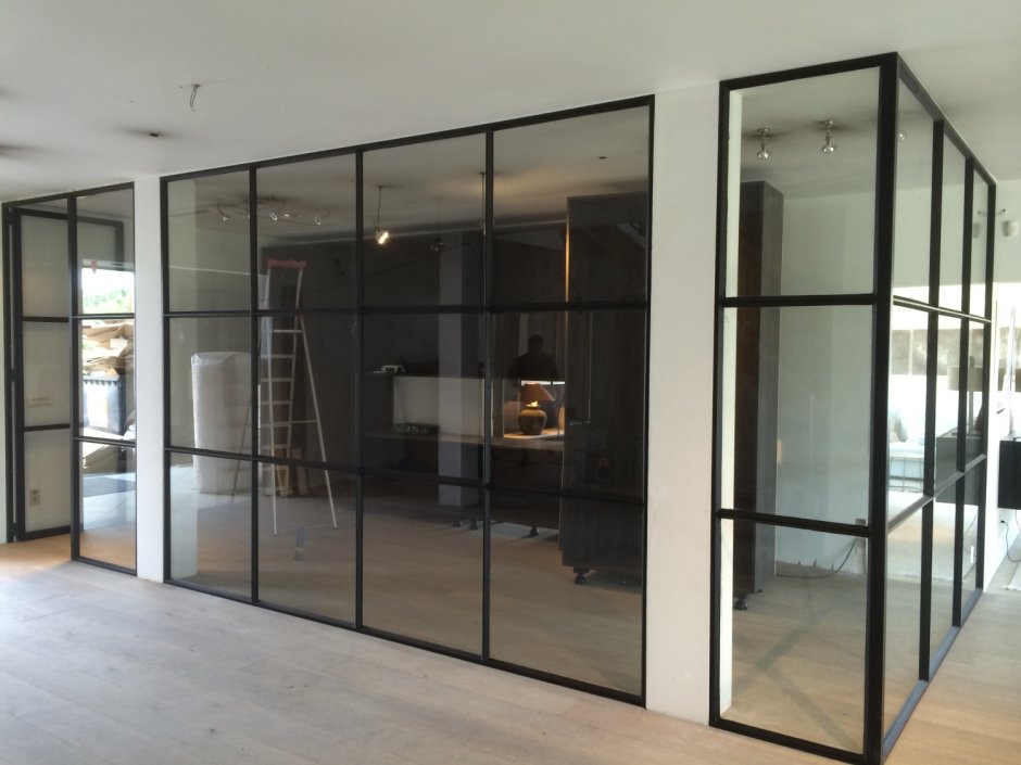 Перегородка с тонированным стеклом