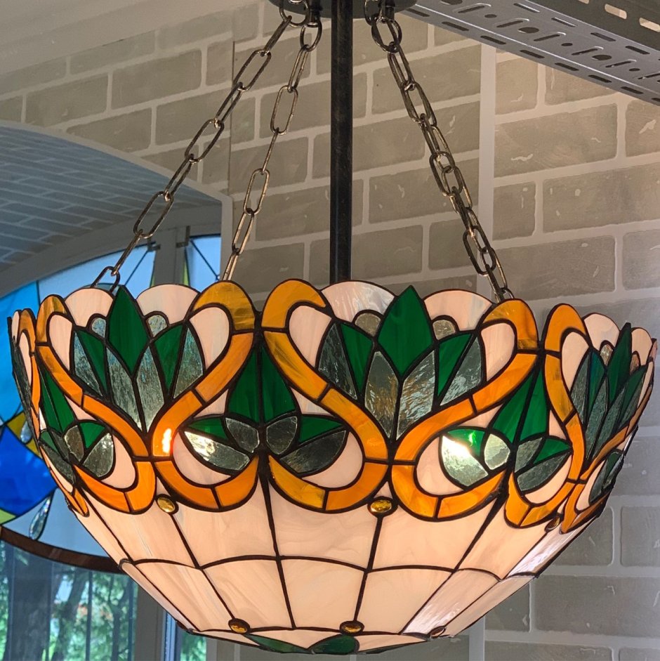 Витражный фонарь
