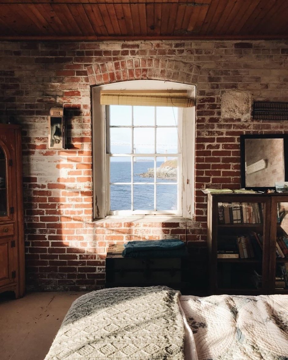 Старинный кирпич в интерьере