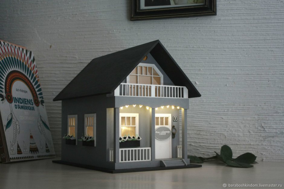 Домик светильник (казна для денег)