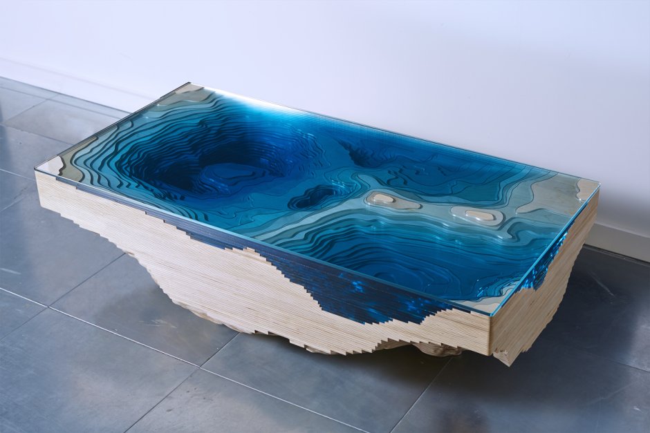 Стол из эпоксидки