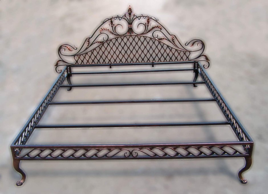 Кровать из холодной ковки