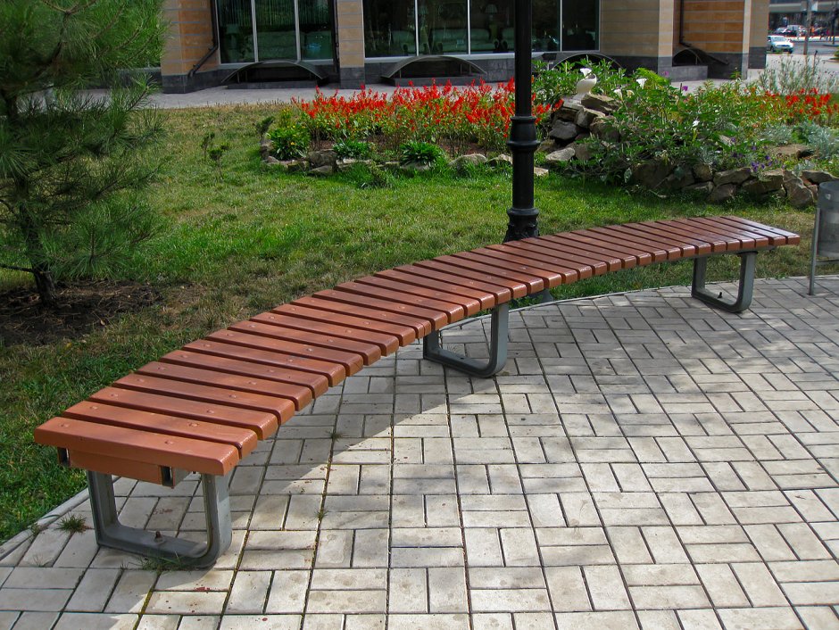 Патио с подпорными стенками