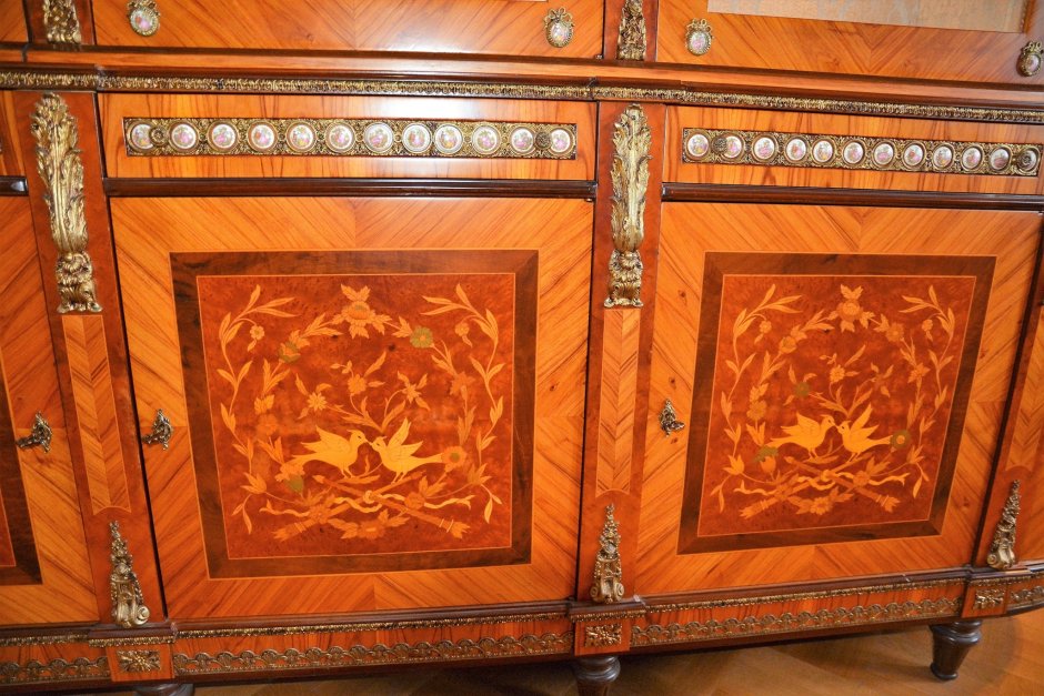 Маркетри мебель