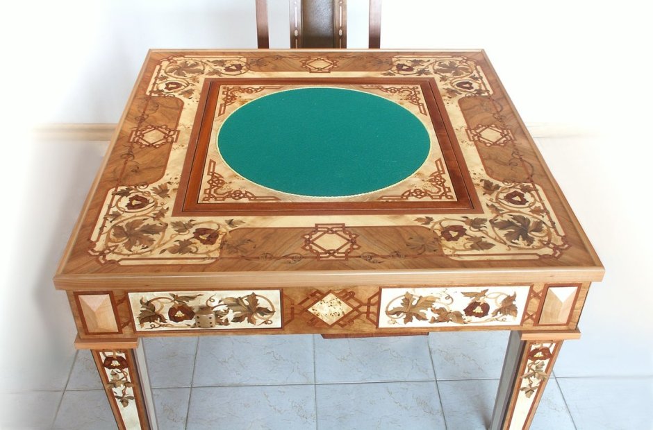 Инкрустированный шкаф это