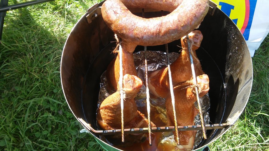 Коптильня из баллона фреона