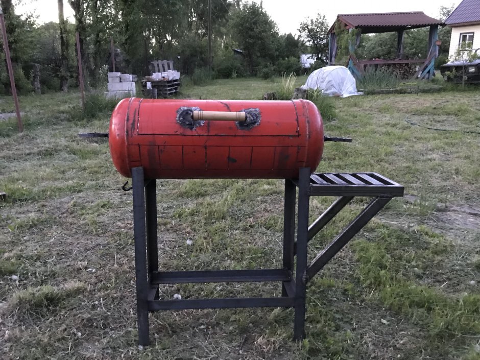 Из газового баллона 12л