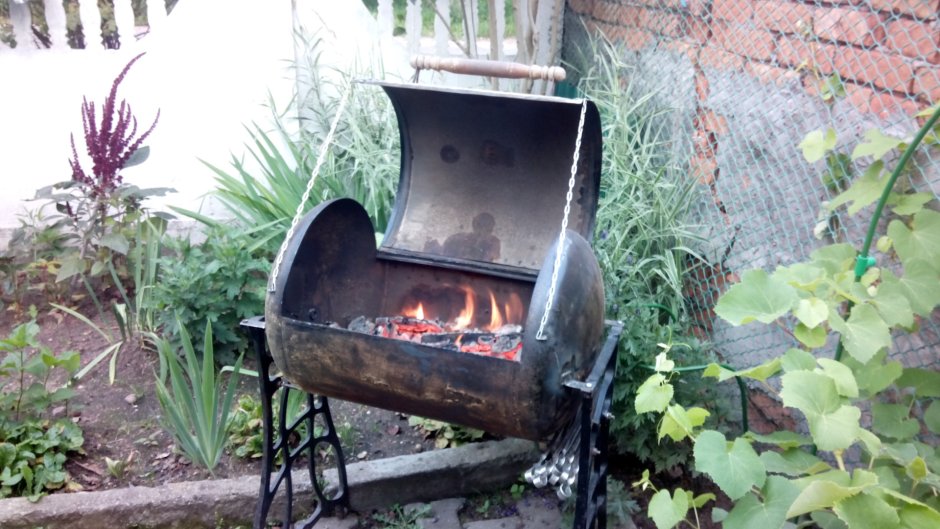 Мангал из бойлера на 80 литров