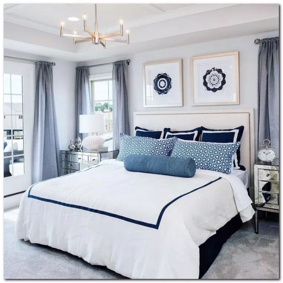 Спальня в современном стиле с синим