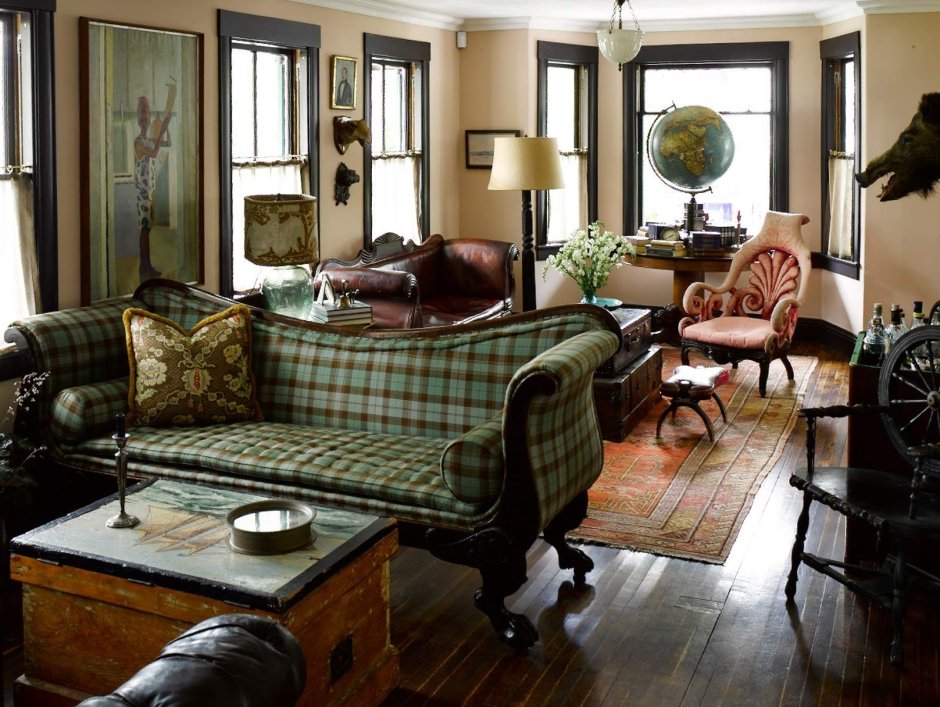 Диван в шотландскую клетку