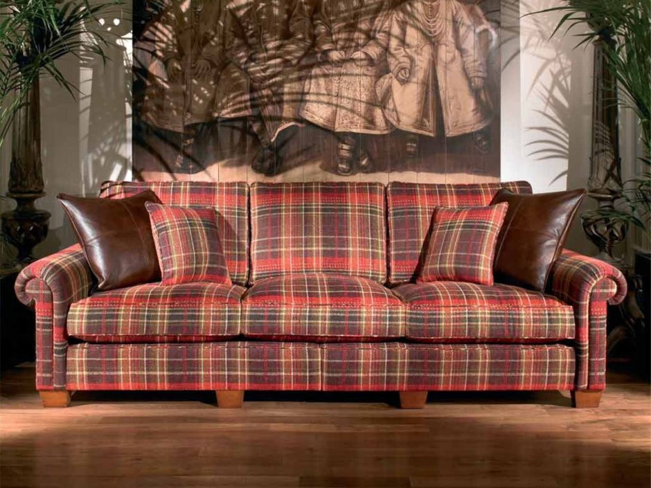 Диван в шотландскую клетку