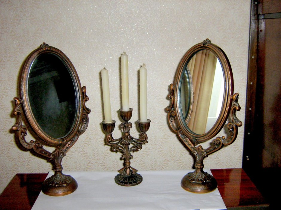 Зеркало Джона Пекама