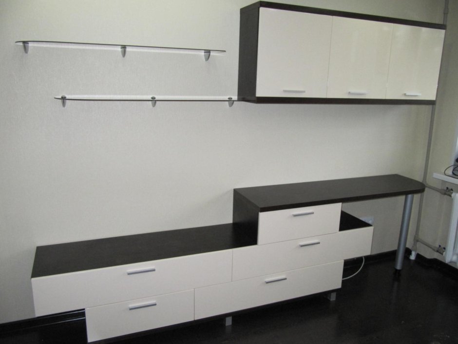 Тумба под телевизор со столом