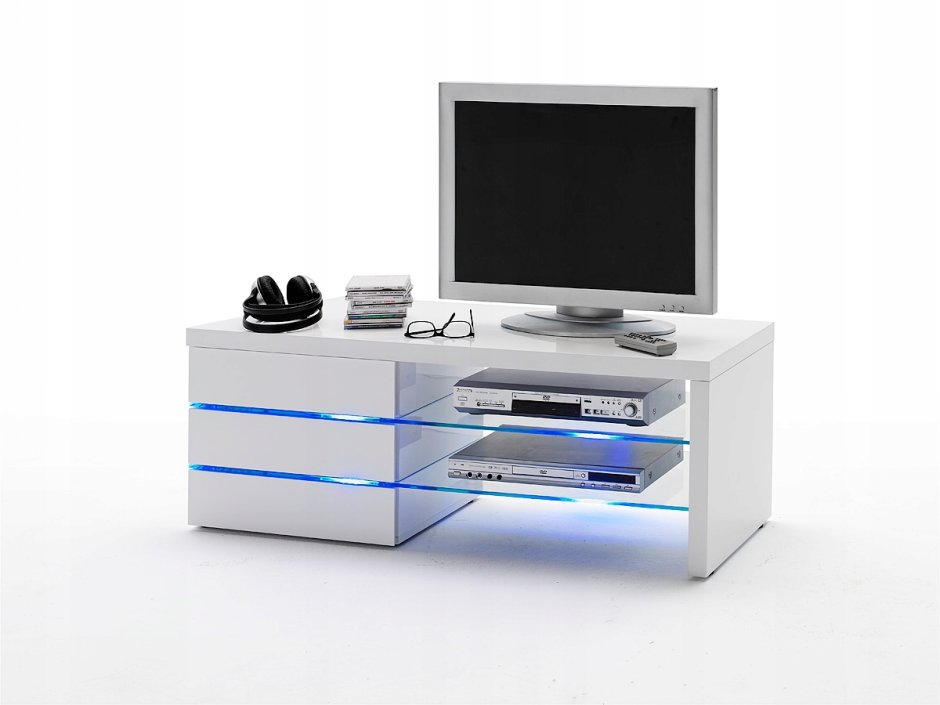 Стол для телевизора