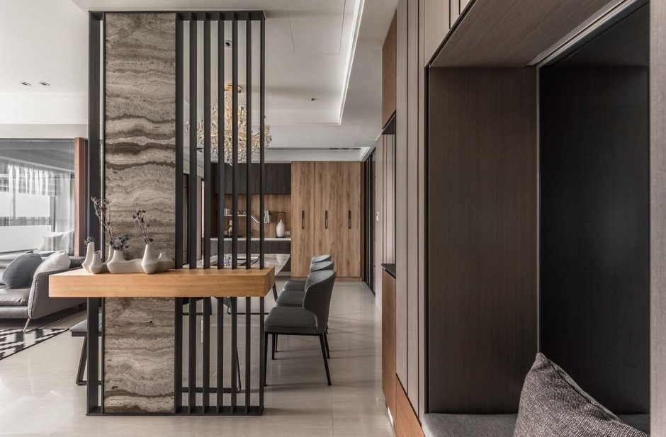 Зеркало с подсветкой в прихожую